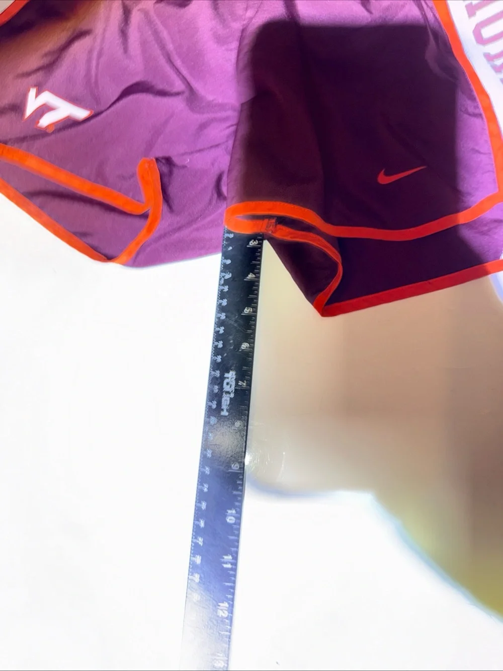 Virginia Tech Hokies Womens Maroon Nike Dri-Fit Running Shorts Sz Medium NCAA
